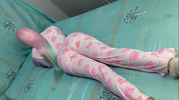 Image Stepdaughter receives a surprise anal sex with plenty of semen inside her (Over 18)