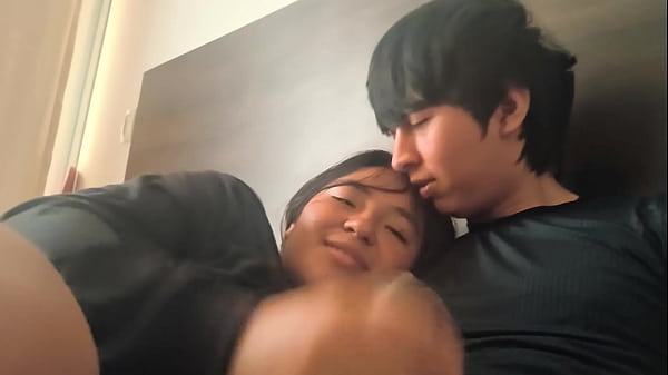 Image Mi amiga cristiana de 18 a&ntilde_os quiere sacarme leche, su novio piensa que esta estudiando en la universidad, pero ella se falta para tener SEXO conmigo