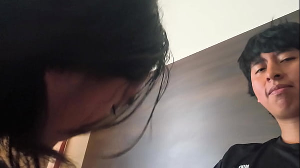 Image Mi amiga cristiana de 18 a&ntilde_os me chupa la polla TODO el dia, su novio piensa que esta en clases de la universidad