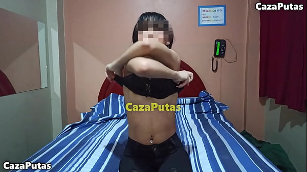 Image Venezolana de 18 a&ntilde_os se traga el semen en un casting falso