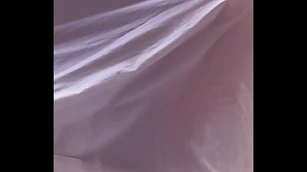 Image El hetero timido me folla bajo las sabanas despues de unas copas