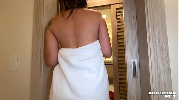 Image My stepsister wants to take a bath with me but also fuck and cum in her tight pink pussy
