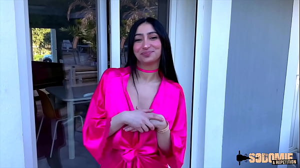 Image Didi, coquine en chaleur, veut toujours plus de bites