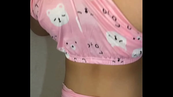 Image HERMANASTRA DE 18 A&Ntilde_ITOS FOLLADA CON SU PIJAMA ANDA TRISTE PORQUE SU NOVIO LA TERMINO HERMOSA CULONA PORNO CASERO