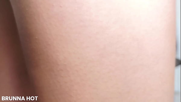 Image Ela chegou e j&aacute_ foi sentando na pica do marido at&eacute_ ele gozar