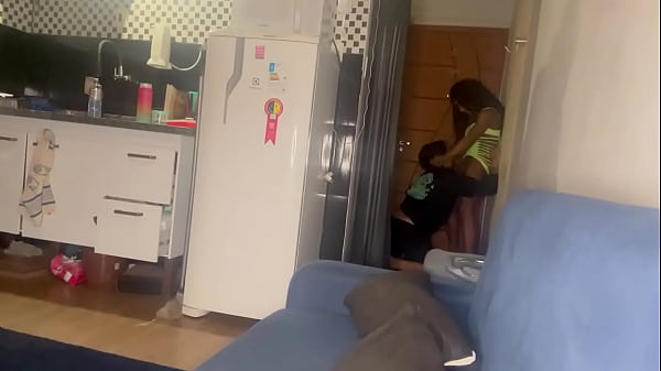 Image Fiz troca troca com novinho entregador, v&iacute_deo completo no red