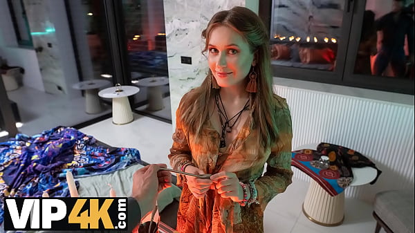 Image DEBT4k. Hot sex in a fortune-telling salon: she managed to give an amazing blowjob
