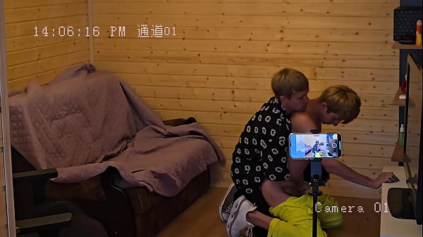 Image No44 Part 1: A camera in the house captured a guy fucking his friend and filmed it.