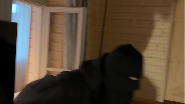 Image The thief couldn't resist the opportunity to fuck two guys at once and cum in their asses.