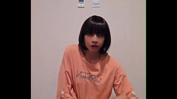 Image Ting xuan tranny Asian in high heels masturbate her cock.