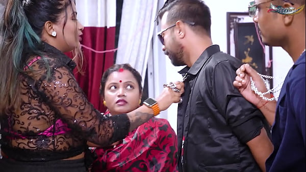 Image DESI LOCAL LADY DON HARDCORE FUCK WITH HER TEAMMATE WHEN SHE WAS ALONE YOUR HOME FULL MOVIE ( HINDI AUDIO )