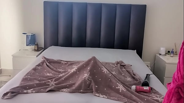 Image MILF Doll Riding Session with Wand Orgasm Play