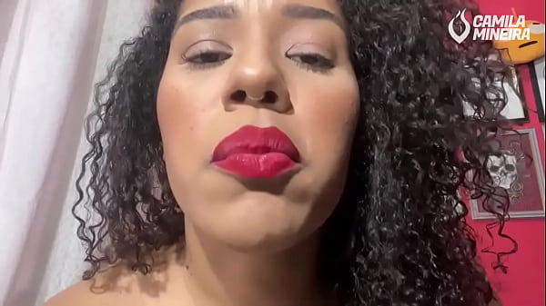 Image POV - Mostrando a bucetinha arrombada depois de sentar no seu pau