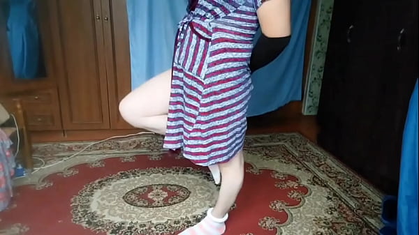 Image Tempting Sissy Slowly Dancing To Seduce Every Eye