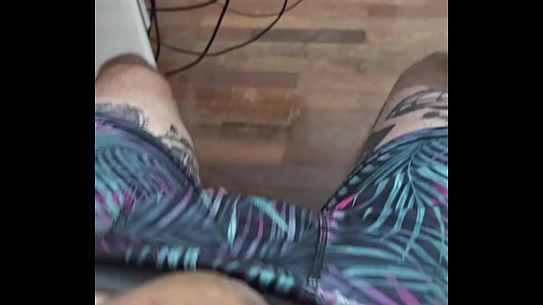 Image FETICHE - GOZANDO DENTRO DE UMA CAMISINHA