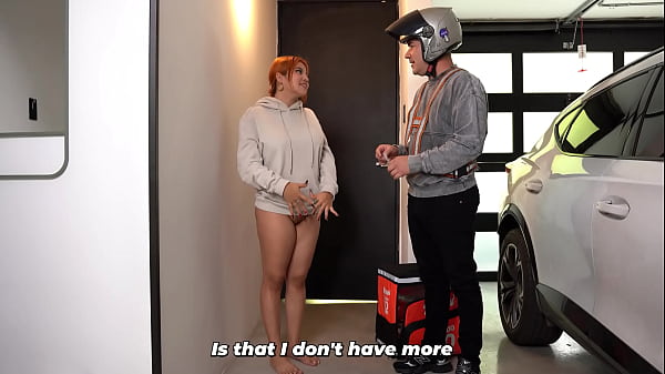 Image Miss, could you rate my service with 5 stars? - Delivery guy ends up fucking an unknown customer