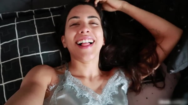 Image Masturbating just awake and talking to you very hot (wet orgasm, close-up)