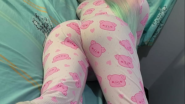 Image Stepdaughter in cosplay pajamas gets fucked by her big-dick stepdad (Over 18)