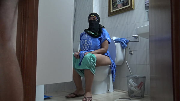 Image Algerian cuckold wife lets her 18 year old French stepson fuck her in the toilet while she is pregnant