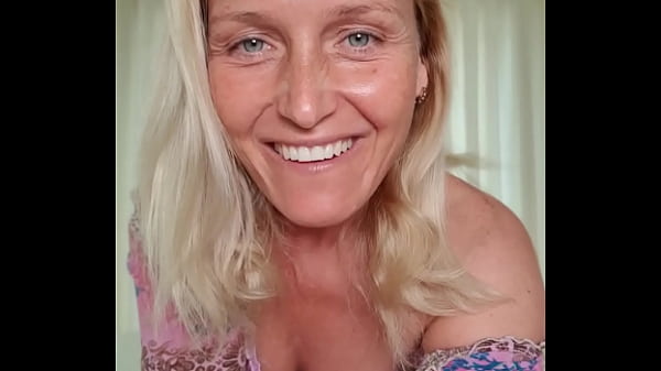 Image Hot Kathia Nobili teasing you  1ON1 play!!!