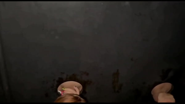 Image Convidei as amigas para chupar rola comigo no gloryhole. Parte 3