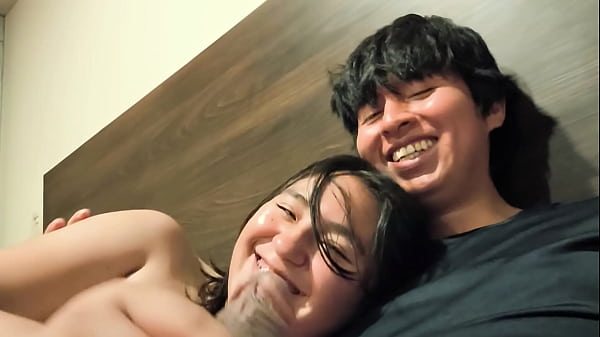 Image Mi amiga cristiana de 18 a&ntilde_os vuelve para tener SEXO conmigo todo el dia
