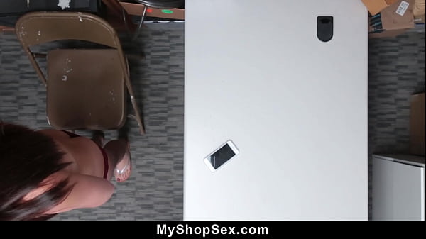 Image Avi Love Was Apprehended Under Suspicion of Shoplifting - Myshopsex