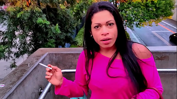 Image Comprei Uma Alian&ccedil_a de Namoro de Dez Reais Para Morena e Ela N&atilde_o Acreditou