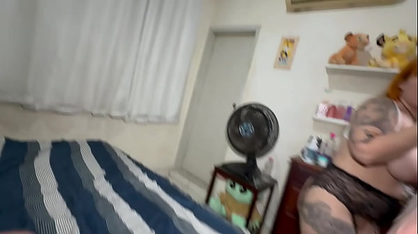 Image Fudendo duas gostosas uma ruiva e uma morena as duas eram casadas