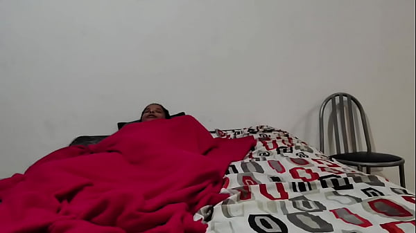Image Esposa com muito tes&atilde_o espera o marido pra ele socar com for&ccedil_a at&eacute_ gozar