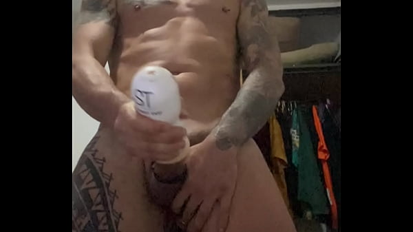 Image stand up cum in slowmo