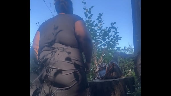 Image Found a nice spot in nature to nut in my pussy