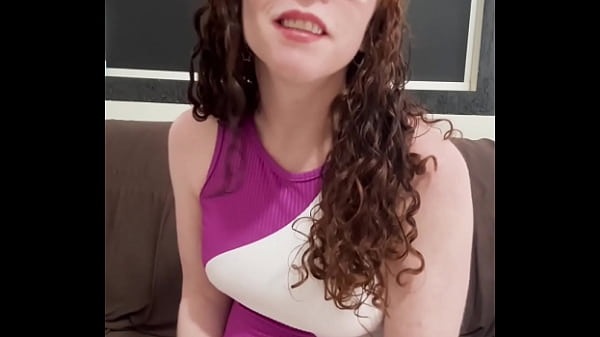 Image LOIRA SAFADA E VADIA GOSTA DE SI OFERECER COMO PREMIO E SUAS REDES SOCIAIS