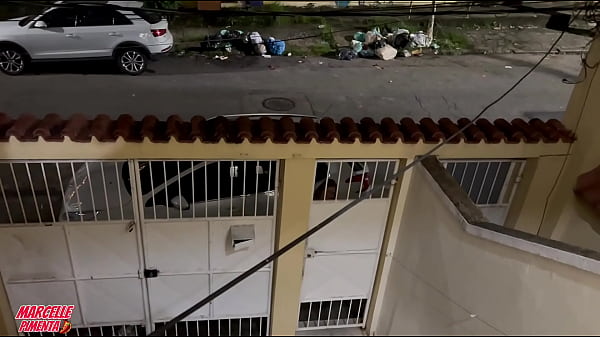 Image Rabuda da o cu para vizinho tatuado enquanto corninho assistia tudo pela c&acirc_mera!