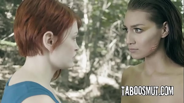 Image The Thing From The Lake - Bree Daniels, Bella Rolland