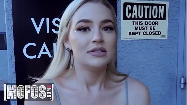 Image MOFOS - Blake Blossom Finds Shelter From The Cold And Gets Fucked Hard By A Kind Neighbor