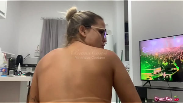 Image Safado dotado arrombou meu cuzinho e deixou ele cheio de porra, que foda deliciosa gozei muito - Gifted bastard broke my ass and left it full of cum, what a delicious fuck I came a lot