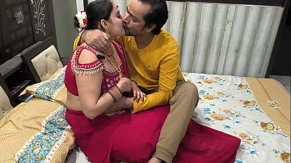 Image Karwa chauth ka Chand dekhne se pehle chudai ka maza liya