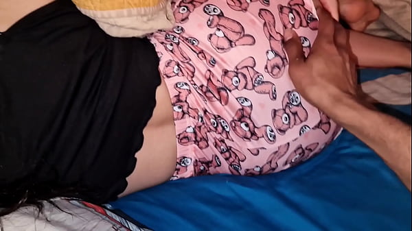 Image El novio de mi mejor amiga viene a mi habitaci&oacute_n de hotel a escondidas y me folla duro sin cond&oacute_n