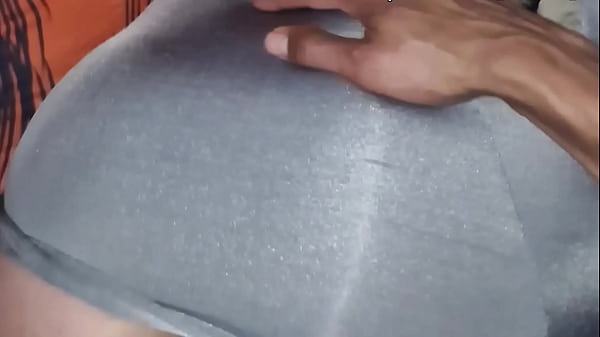 Image La hijastra entro en mi habitaci&oacute_n cuando su mam&aacute_ se marcho a trabajar y termina en sexo duro REAL