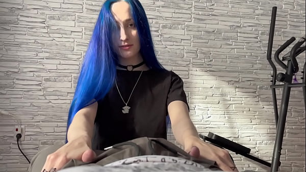 Image Teen girl gets creampie in pussy close up