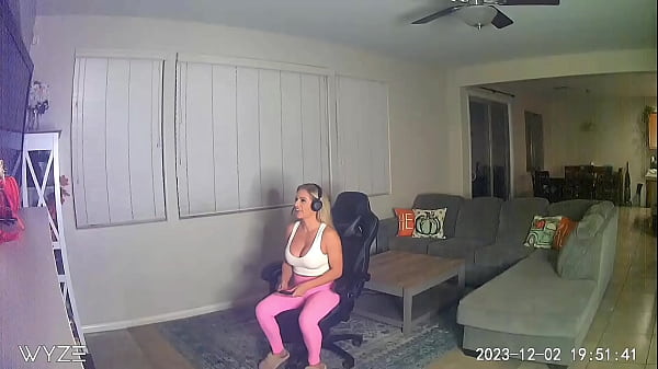 Image Hotwife Gets Fucked and Creampied While Gaming