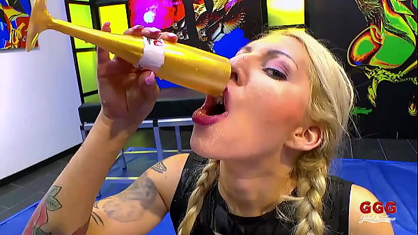 Image GGG PISS STUDIO - LEONA WANTS A LOT OF PISS IN HER MOUTH