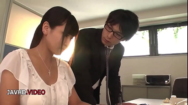 Image Kinky JAV Busty Japanese Goes Down On A Juicy Dick For Pleasure