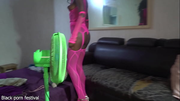 Image Her perfect skinny body got me horny so she gave me a handjob