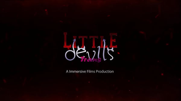 Image Garota trans com corpo perfeito e um pau enorme sendo fodida com vontade - Little Devils trans #7 - Isabella Fiorella