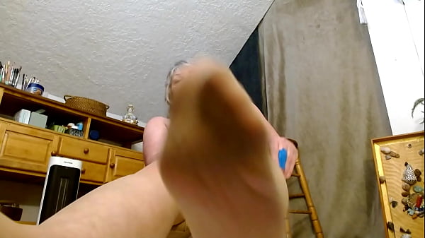 Image Dawnskye1962 - update #143 - 1306 Pantyhose Foot and Ass Ignore. Dont talk to me - Oct 15, 2025