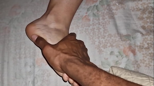 Image Su hermanastro la despierte con su poderosa verga
