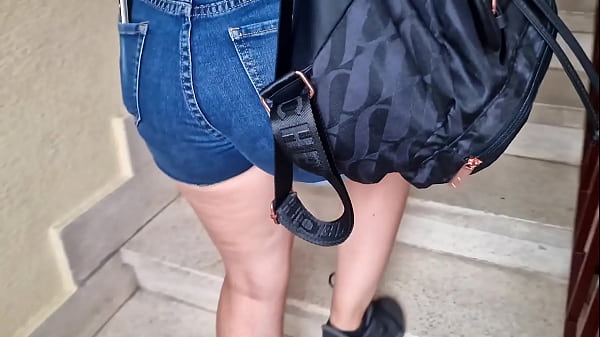 Image Me traje a la prostituta de la esquina con el culo m&aacute_s lindo del mundo