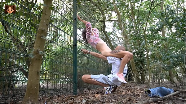 Image He licked my pussy in a public park